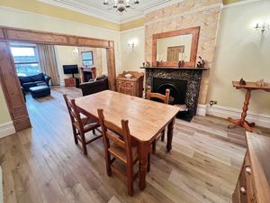 Dining Room - click for photo gallery